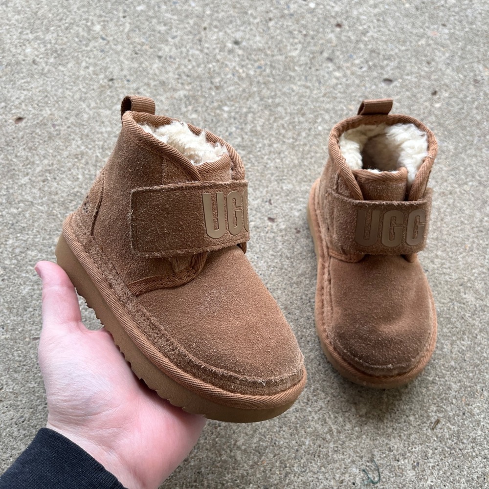 UGG Keelan Chestnut Suede Faux Fur Hook Loop Toddler Boots 1118792T Size 8